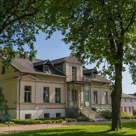 Appartamento Gutshof Gross Behnkenhagen Esterno foto