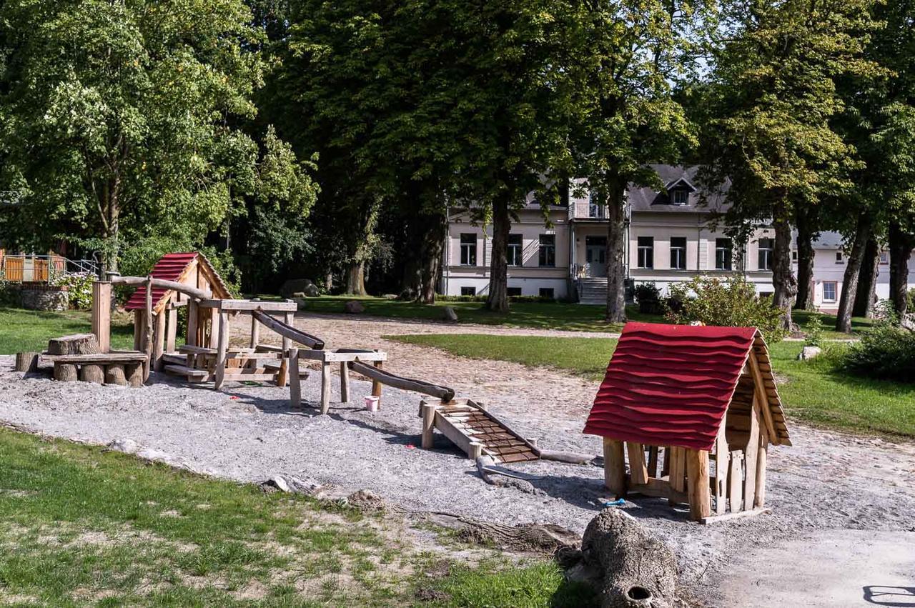 Appartamento Gutshof Gross Behnkenhagen Esterno foto