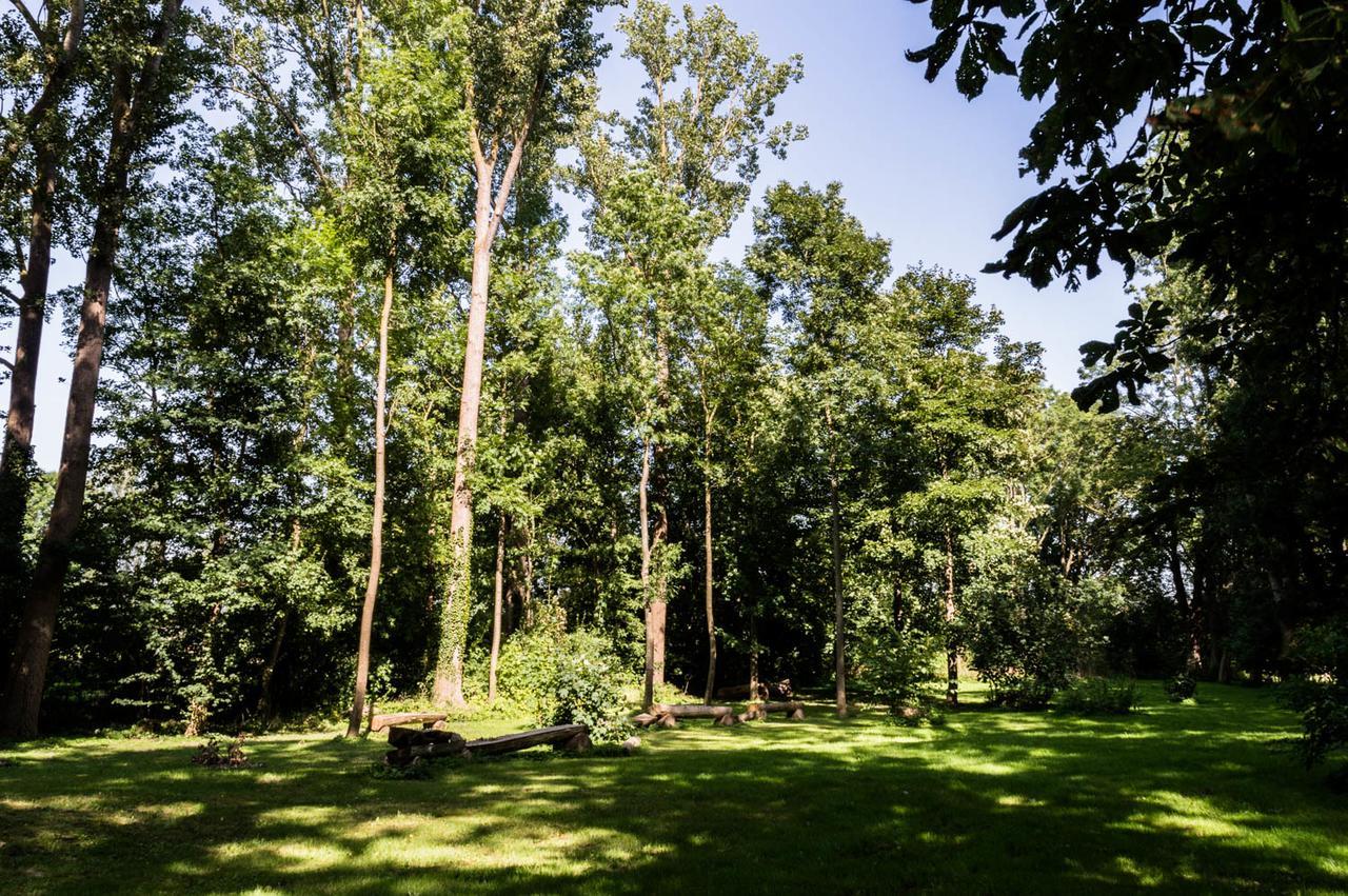 Appartamento Gutshof Gross Behnkenhagen Esterno foto