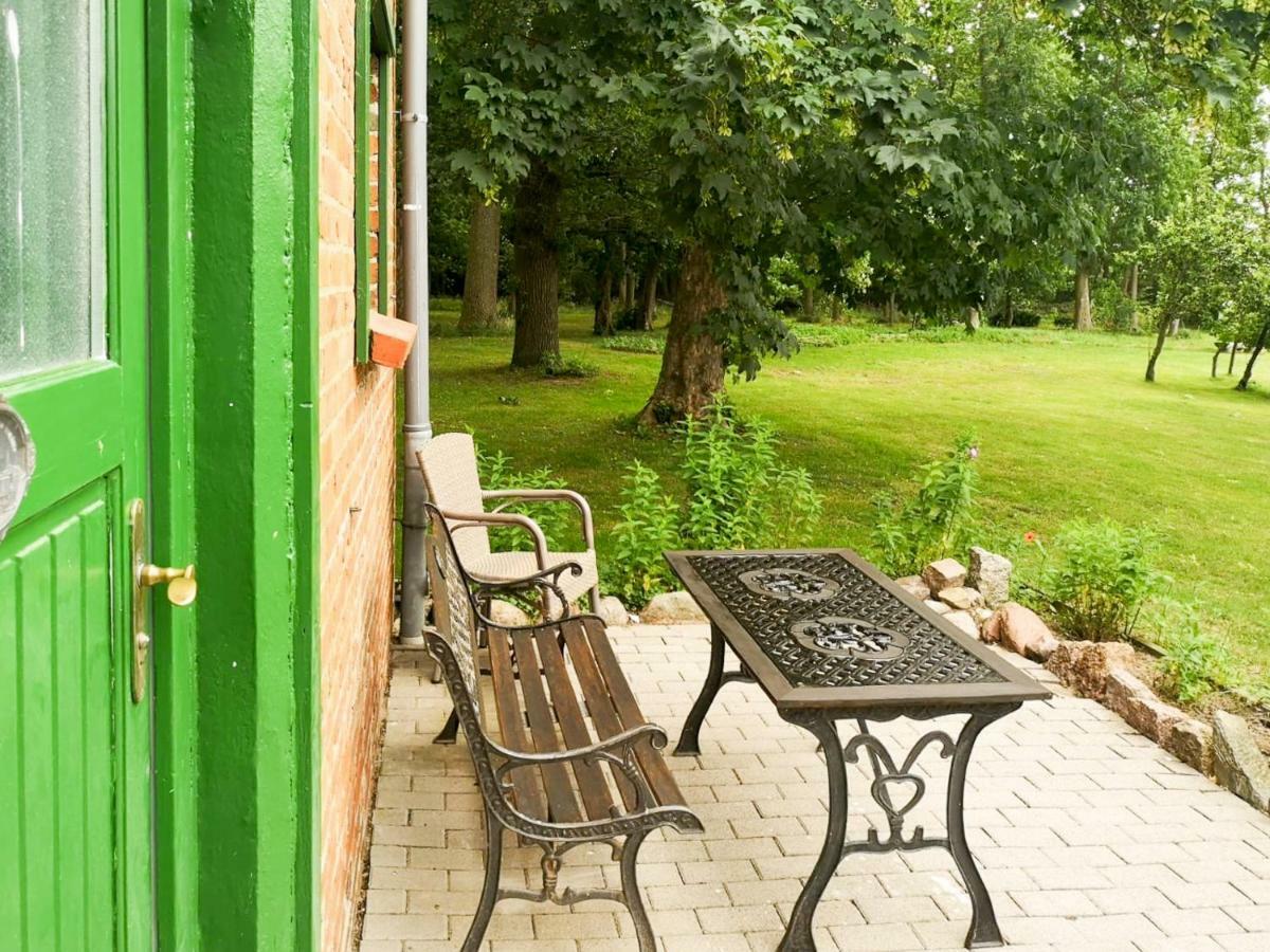 Appartamento Gutshof Gross Behnkenhagen Esterno foto